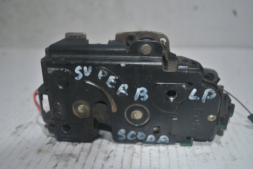 фото №7, Замок двері лівий перед skoda superb 8 pin