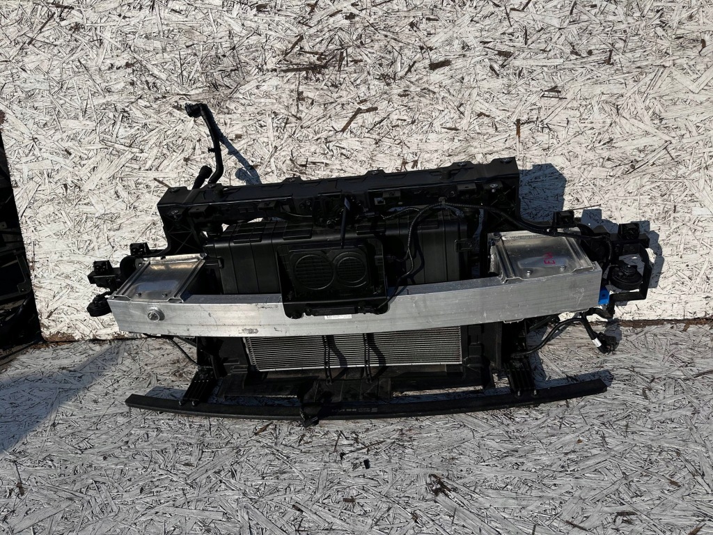 фото №1, Ev6 pas передний усилитель радиатор kompletny