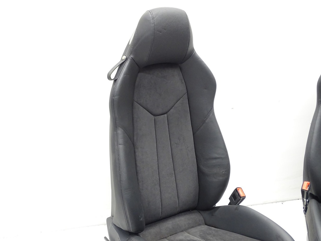 фото №9, Сиденья кожа audi r8 2020r 4s spyder + обивка дверь обшивка