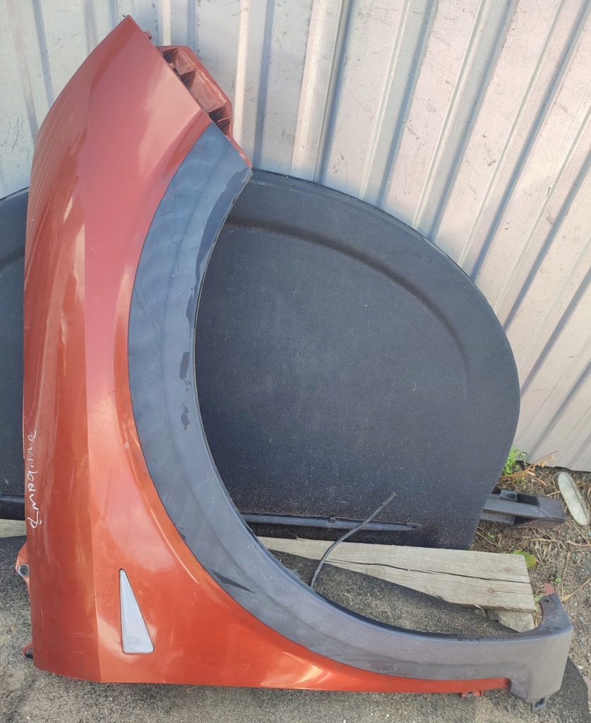 фото №1, Передній крила правий renault scenic ii 2003-2009 conquest молдинг