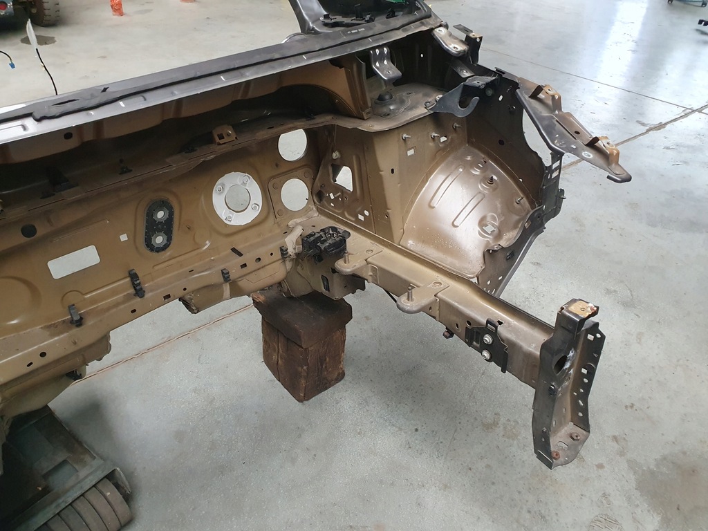 фото №7, Четверть перед лонжерон подкрылок левая правая citroen c4 picasso ii