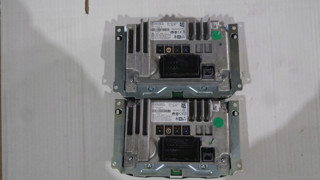 Дисплей навігація alfa romeo 156146840 harman Ціна