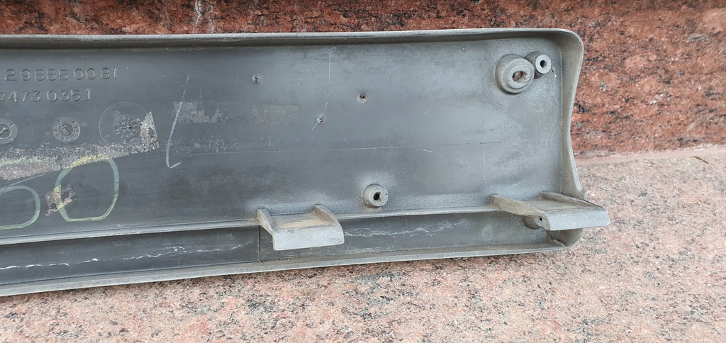 фото №12, Mercedes sl 129 r129 подкладка pod номерной знак регистрационная кронштейн номерного знака