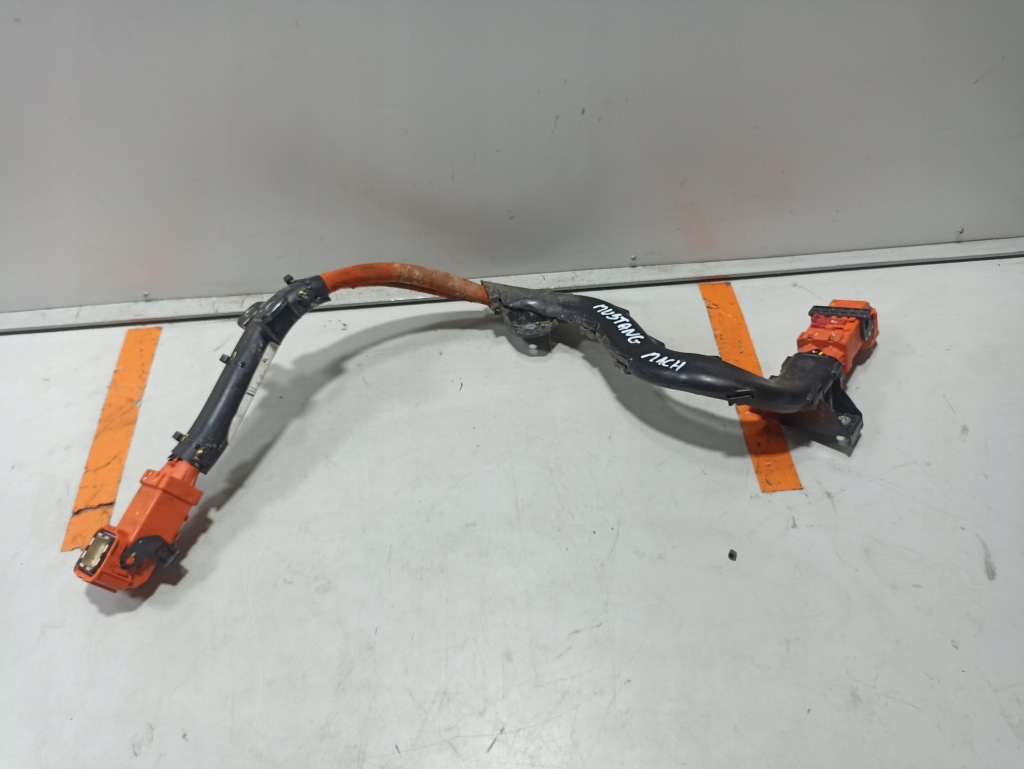 фото №1, Ford mustang mach e шланг wysokiego напряжения lj98-14b322-ae