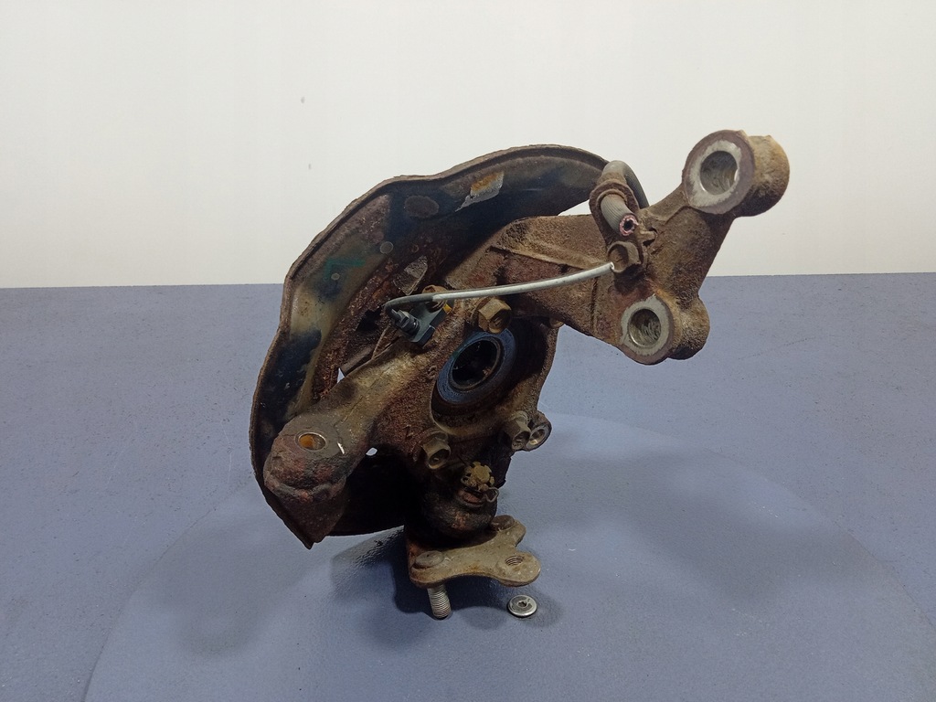 фото №4, Toyota rav4 iii xa30 поворотний кулак перед ліва ступиця