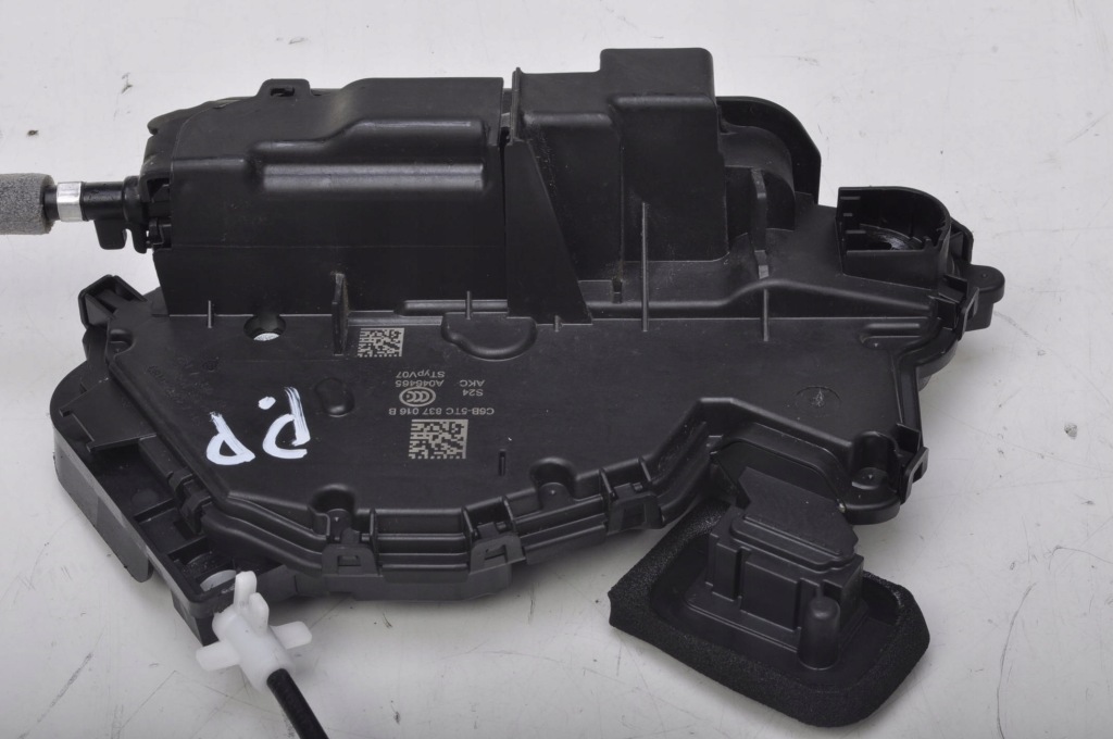 фото №6, Leon iv замок дверь правый перед c6b5tc837016b 2021