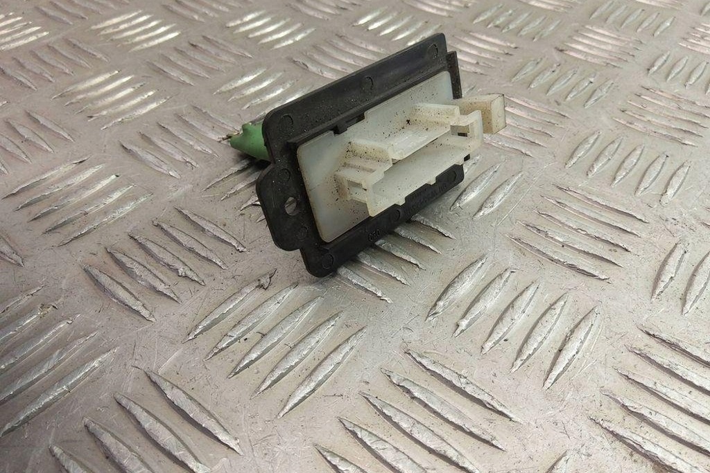 фото №12, Реле вентилятора отопителя mini cooper f56 duw964260n 1.6l