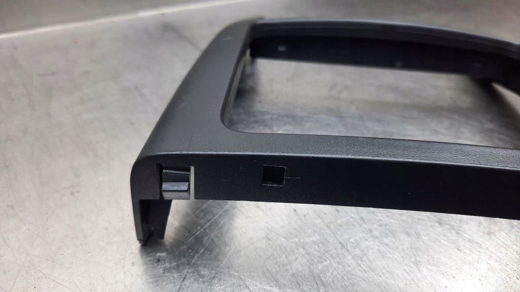 фото №8, Рамка тримач na чашки 9204984 volvo v70 00-07r