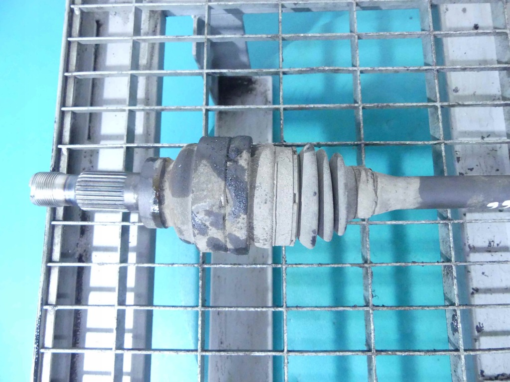 фото №3, Приводной вал левая задняя задняя infiniti qx30 q30 2,0 t awd