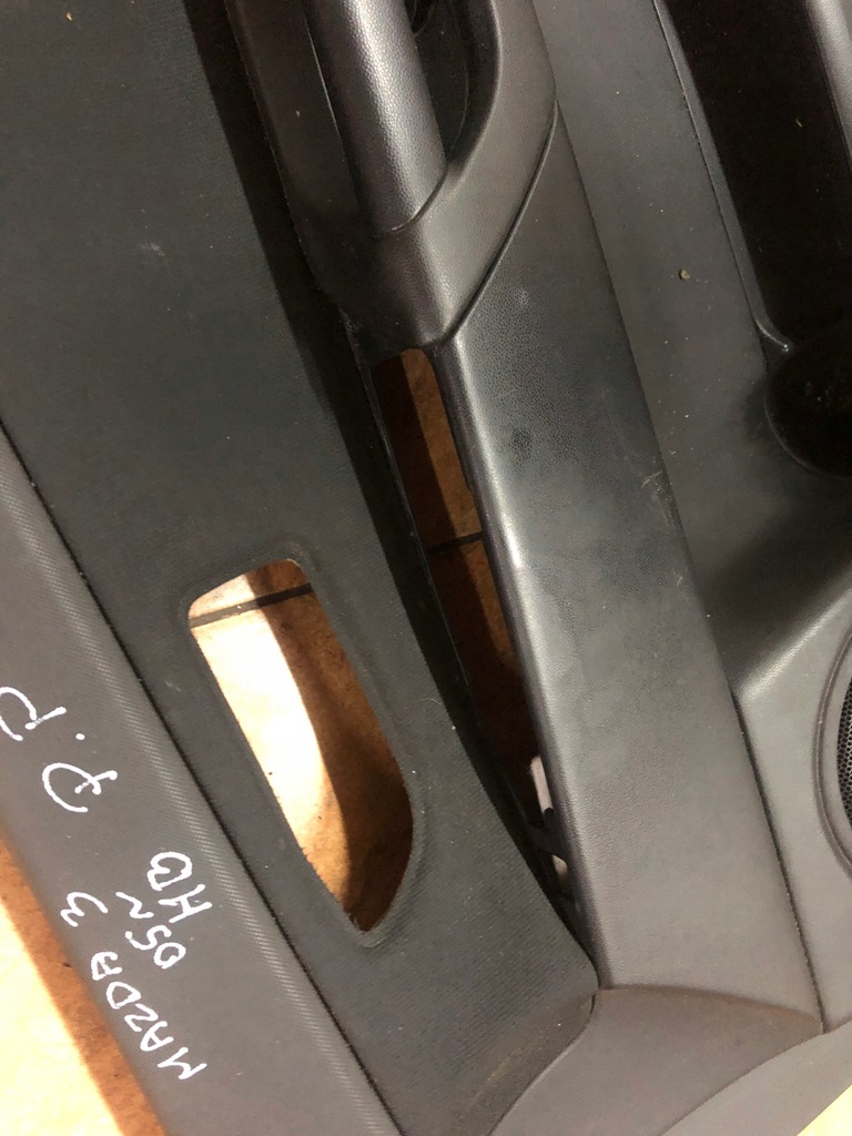 фото №5, Обшивка правий перед mazda 3 1.6b 05r. hb