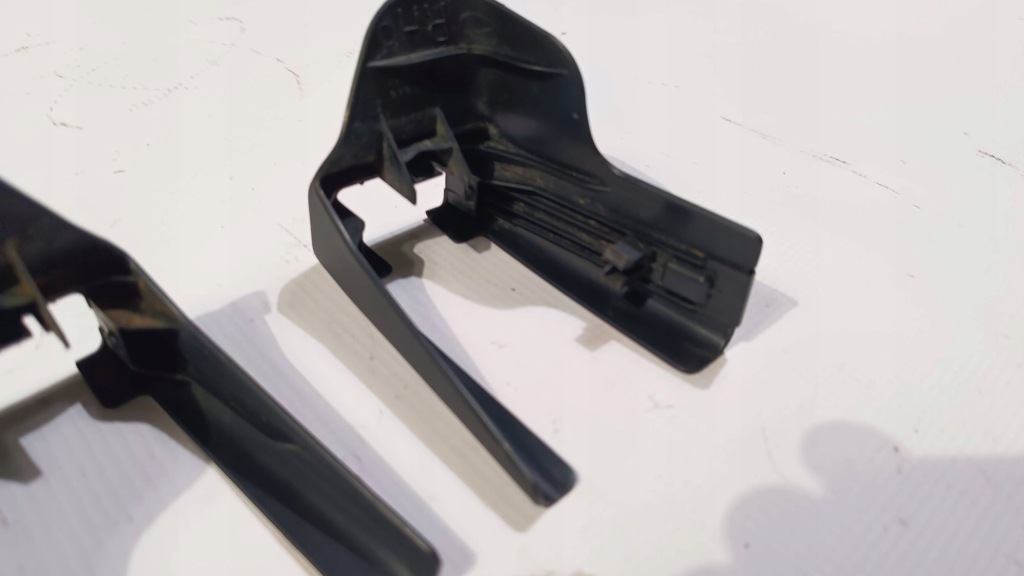 Заглушка заглушки сидіння перед водія ліва 1 правий subaru wrx vb 2022+ в Україні