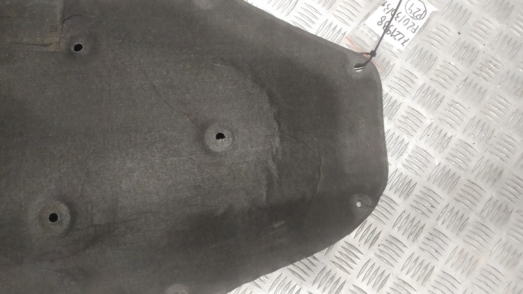 фото №10, Bmw f20 шумоизоляция подкрылок капот 7221998