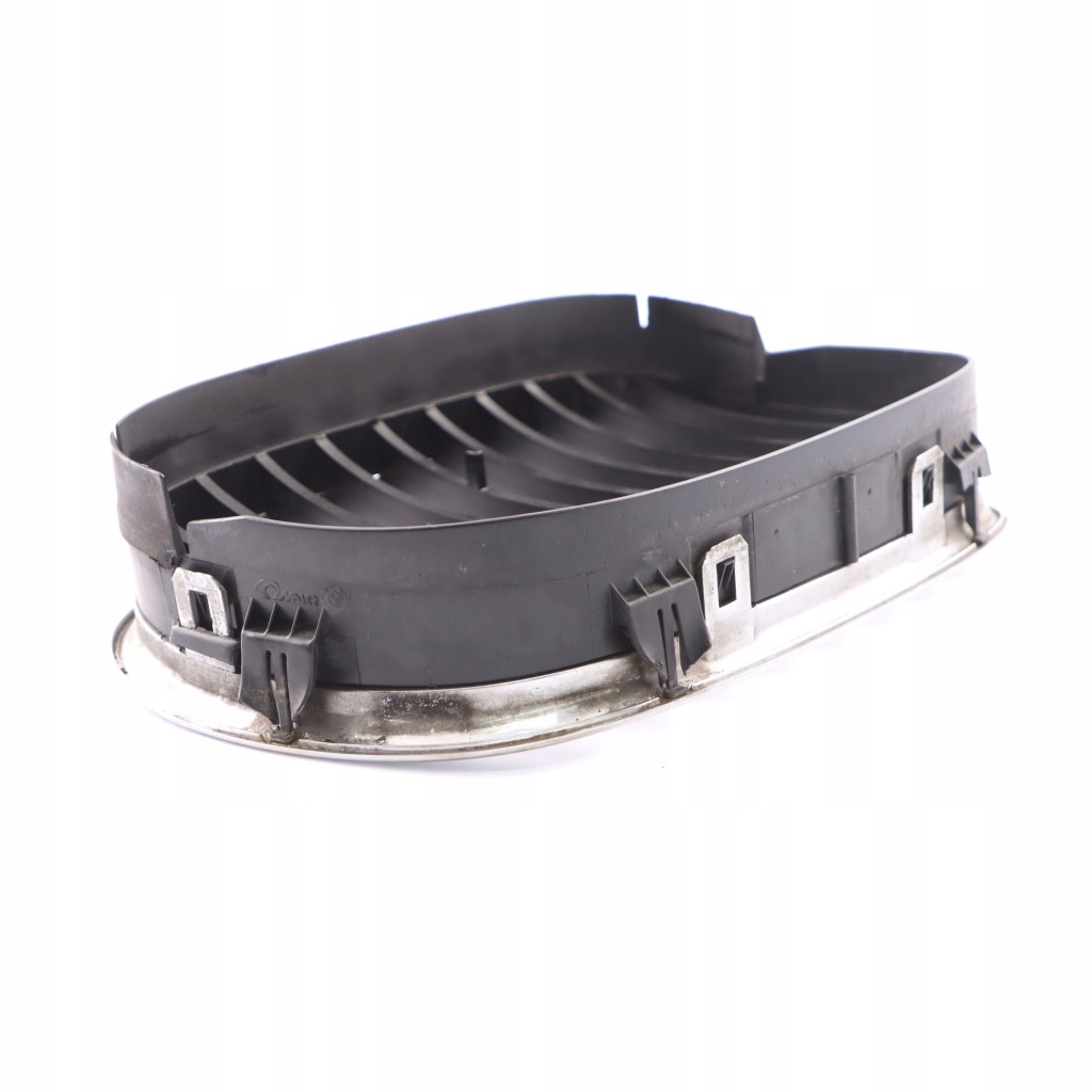 Bmw e39 решітка  решітка радіатора ліва решітка радіатора 8159311 Ціна