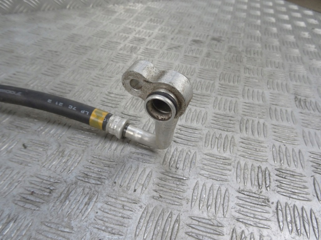 фото №3, Lexus ux шланг кондиционера гибрид