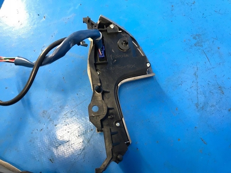 фото №4, Кнопка управление радио na руля toyota camry 40 06-11 8425006040