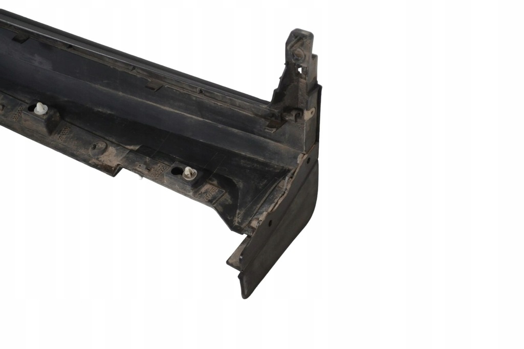 фото №6, Polestar 2 2021 права сторона поріг