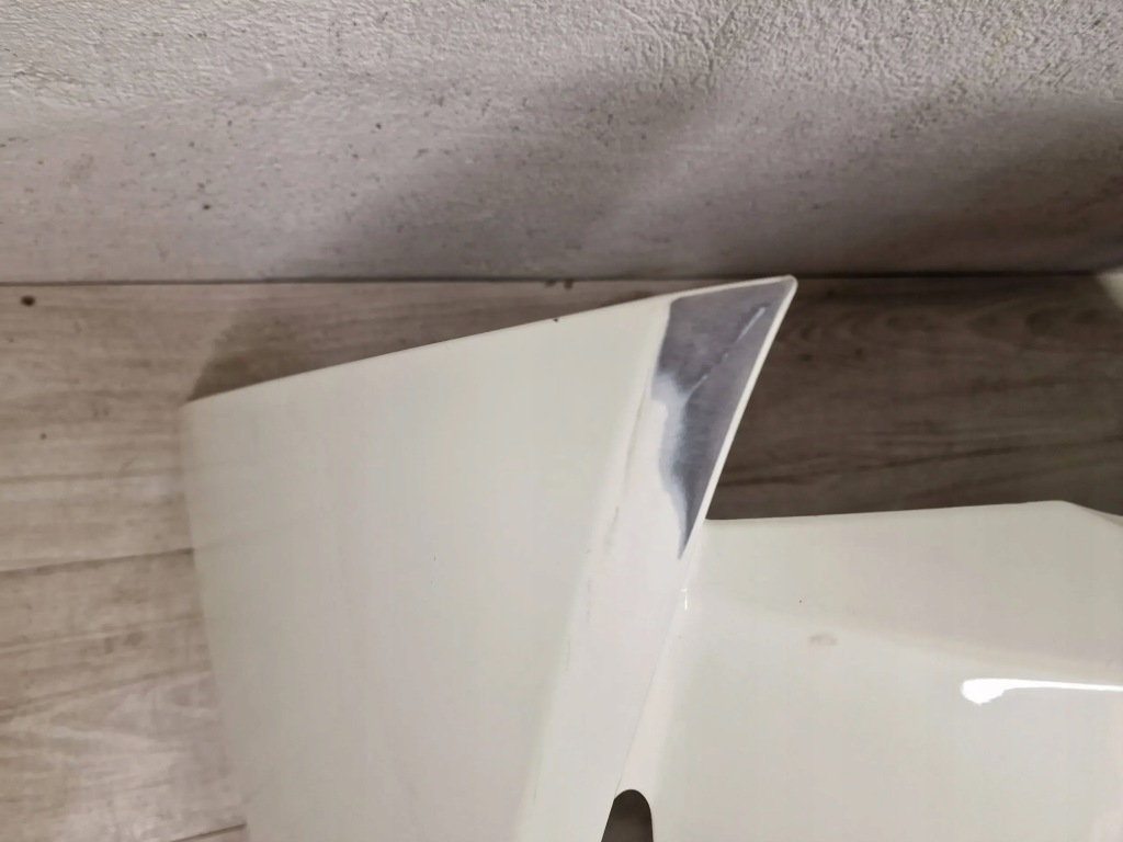 Ferrari 812 superfast задний  бампер бампер 89335300 Недорого