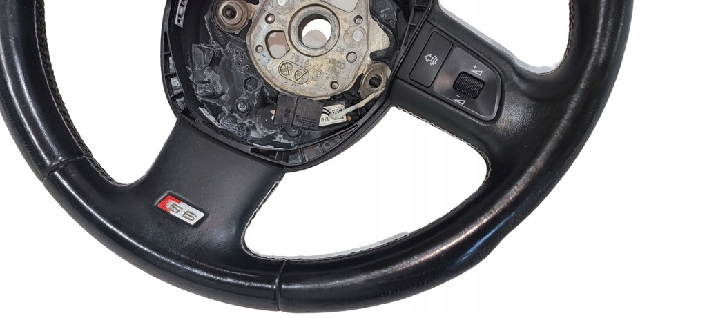 фото №7, Воздуховод audi a6 c6 s6 автоматическая коробка передач 4f0419091af