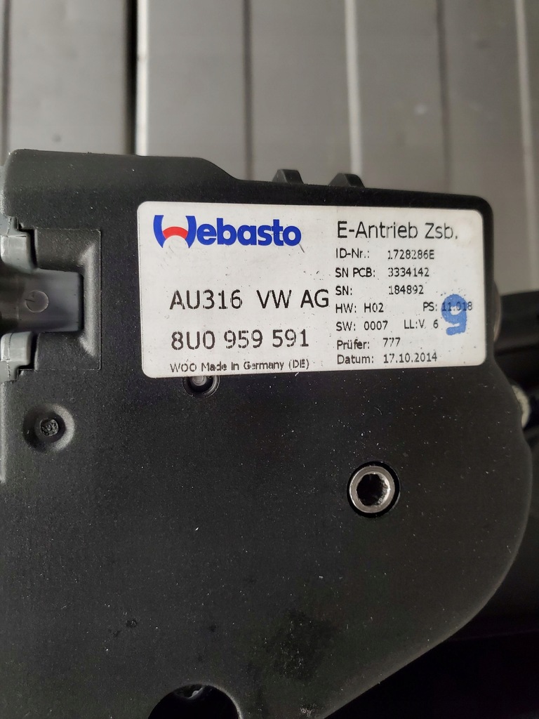 фото №8, Audi q3 8u 8u0959591 люк