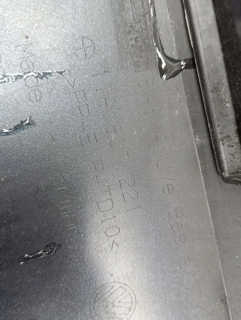 фото №13, Volkswagen vw id.4 id4 11a бампер перед передний решётка спойлер