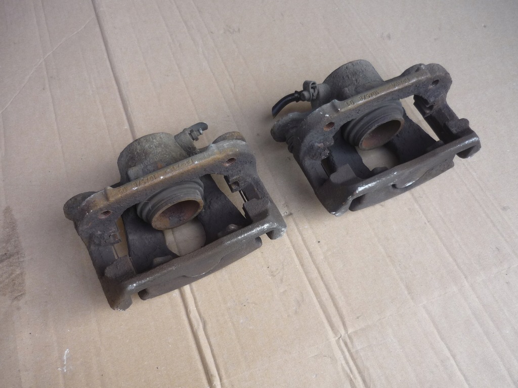 фото №8, Супорти + скоба перед bmw 1 e87 e81 284mm 54/22 перевірений справні