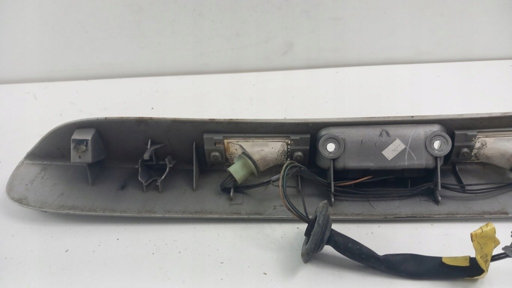 фото №4, Chrysler grand voyager iv накладка кришки