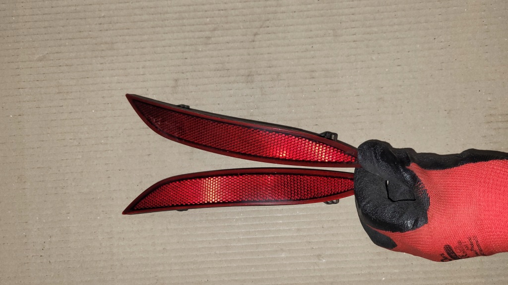 фото №1, Audi a3 8v відбивач бампера задня rh/lh