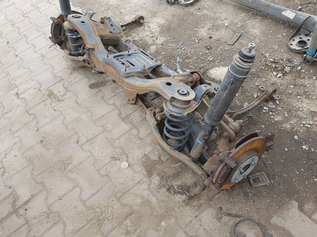 Toyota avensis t27 3 рестайлинг  15-18 1.6 d балка подвеска задняя задняя в Украине