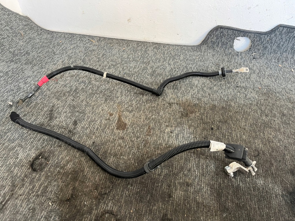 Купить Bmw x1 f48 lci рестайлинг  2.0d трубка шланг клемма минусовая оригинал европа