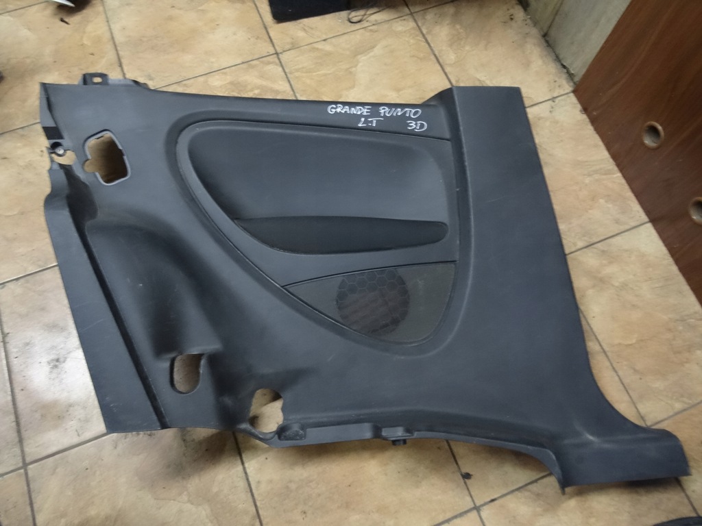 фото №1, Grande punto обшивка левый задняя 3d