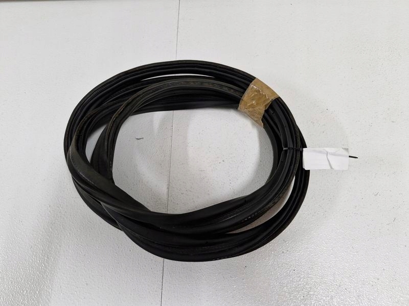 фото №4, Mitsubishi asx i 1 прокладка крышки багажника