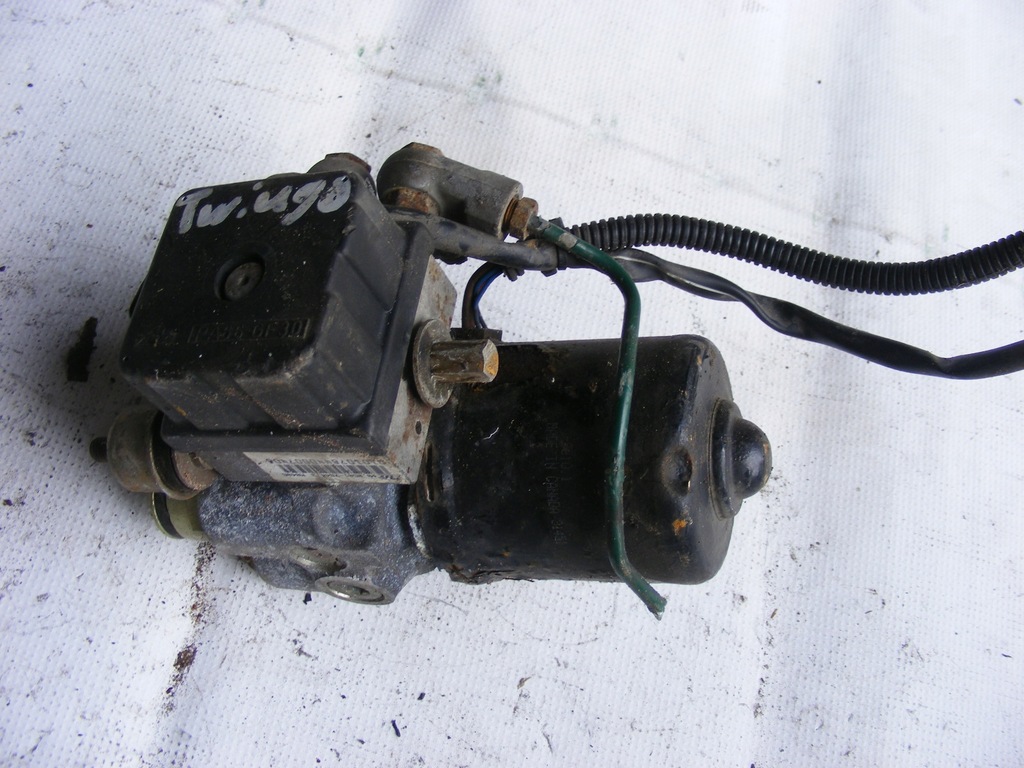 фото №1, Насос abs гальмівна kia clarus 10045708203