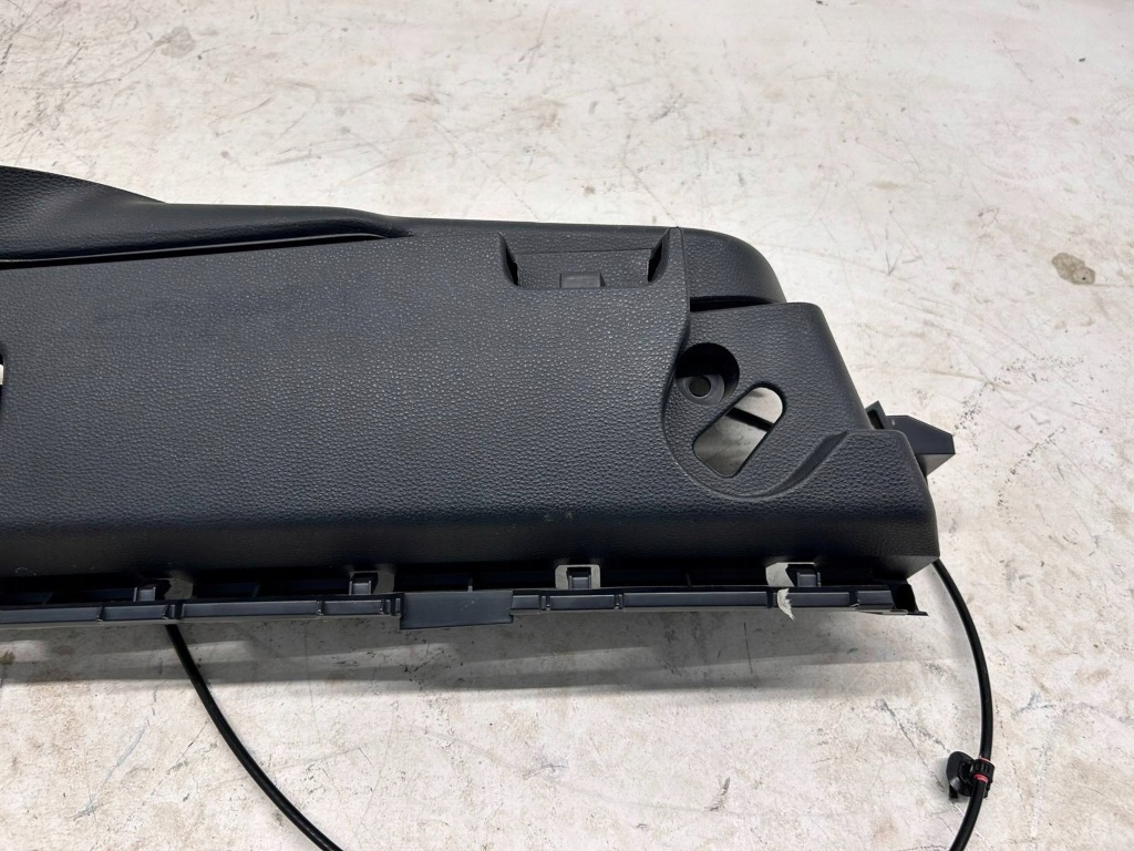 фото №5, Corolla e21 kombi обшивка багажник лівий ліва góra bez led ручка