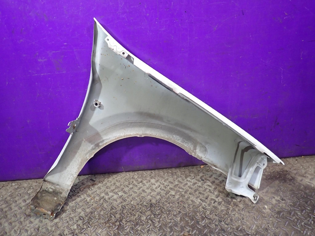 Dacia logan 1 04-12 крыло  перед левое  ov369 Недорого