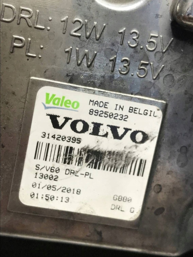 Volvo s60 2013 левая фара led к движение dziennej 31420395 Оригинал