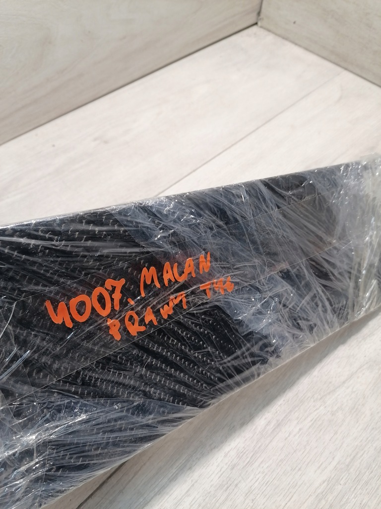 фото №10, Macan карбон двері правий задня 95b839902