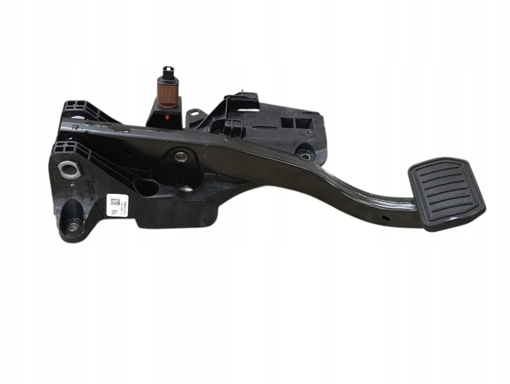 Купить Tesla model y 2023 все педаль тормоза