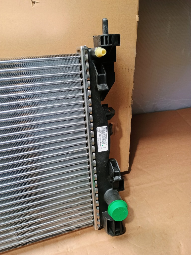 Радиатор воды alfa romeo lancia fiat 50514472 4669002 новая оригинал с Разборки