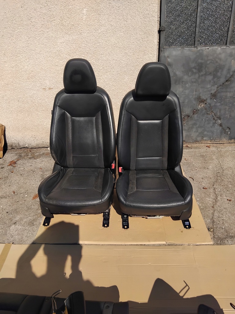 фото №12, Hyundai i40 sedan 1.7 crdi lift сиденья заднее сиденье комплект кожаный