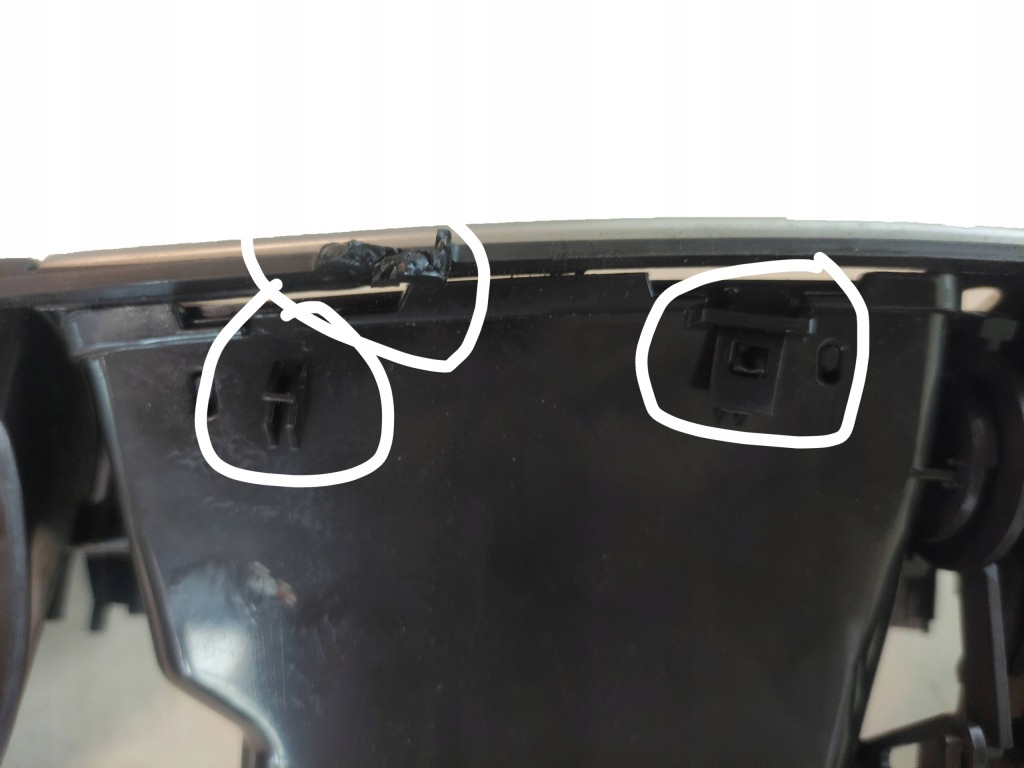 фото №3, Консоль средняя chrysler pacifica 2004