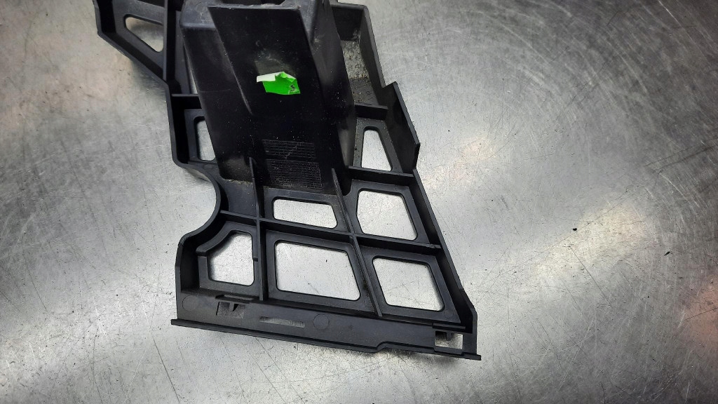 фото №7, Направляющая кронштейн распылителя левый перед 5l0807055 skoda yeti