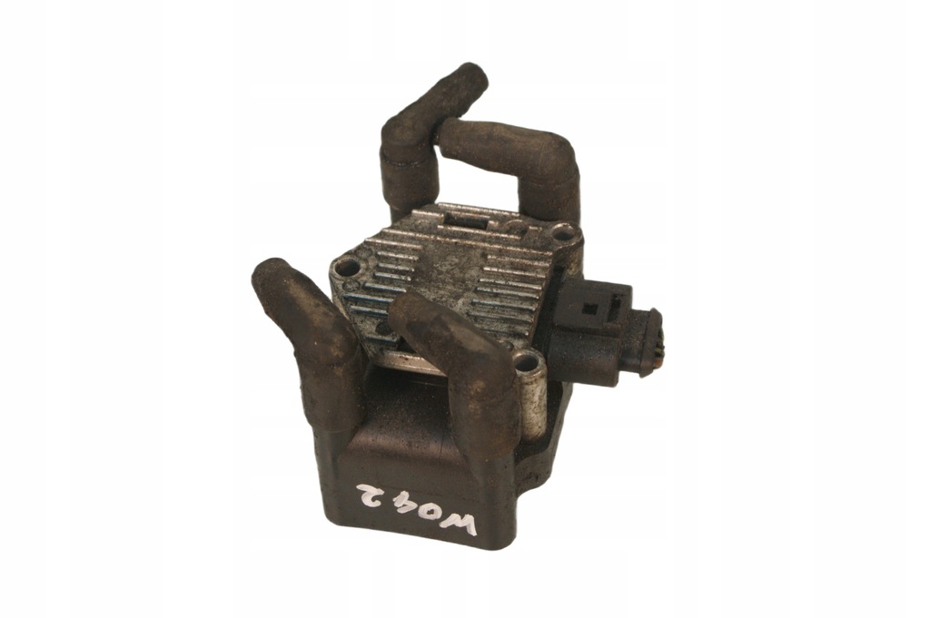 фото №13, Котушка запалювання audi a3 8l 06b905106a