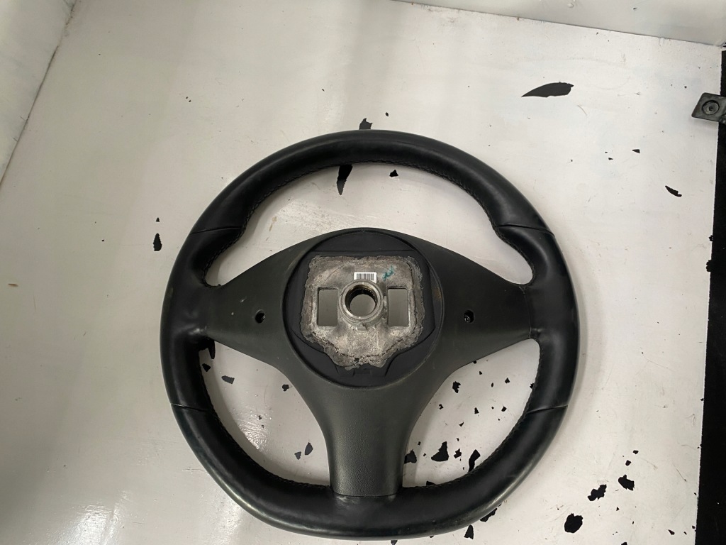 Tesla s воздуховод кожа 1036774-00-c Киев