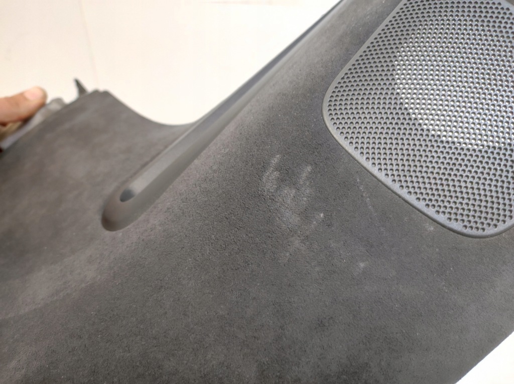 фото №7, Защита стойка d направляющая шторка багажника правый задняя audi a6 rs6 c8 kombi