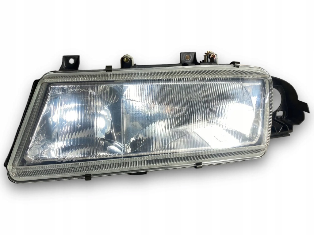 Купити Lancia delta лампа передня ліва, nowa 0301033201