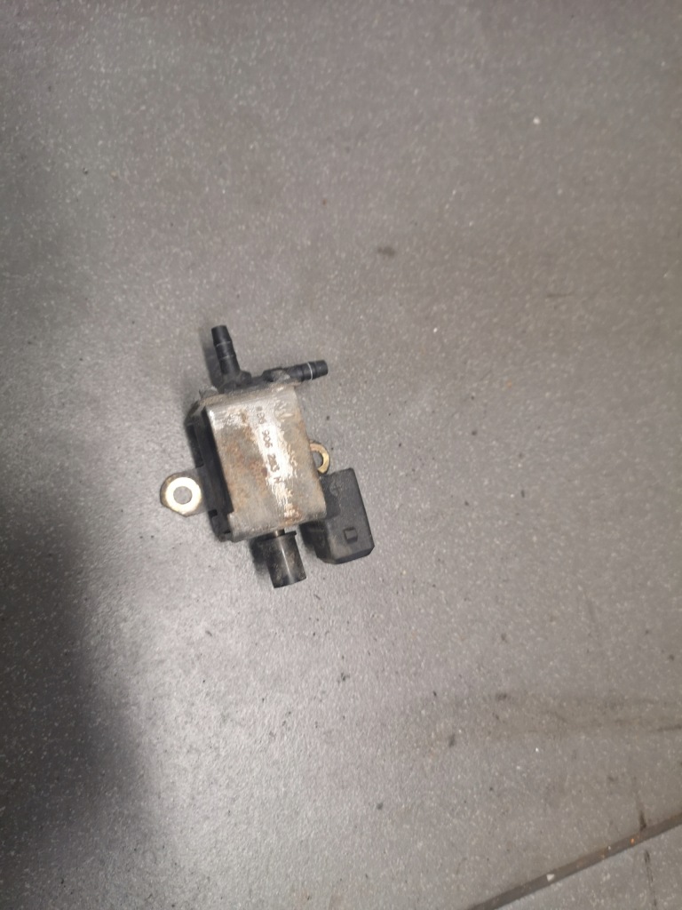 фото №1, Клапан вакуумa audi 1.8t 028906283h