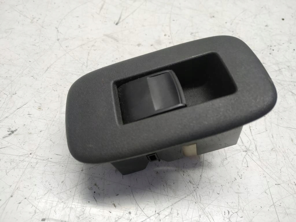 фото №1, Перемикач скло правий задня toyota auris i