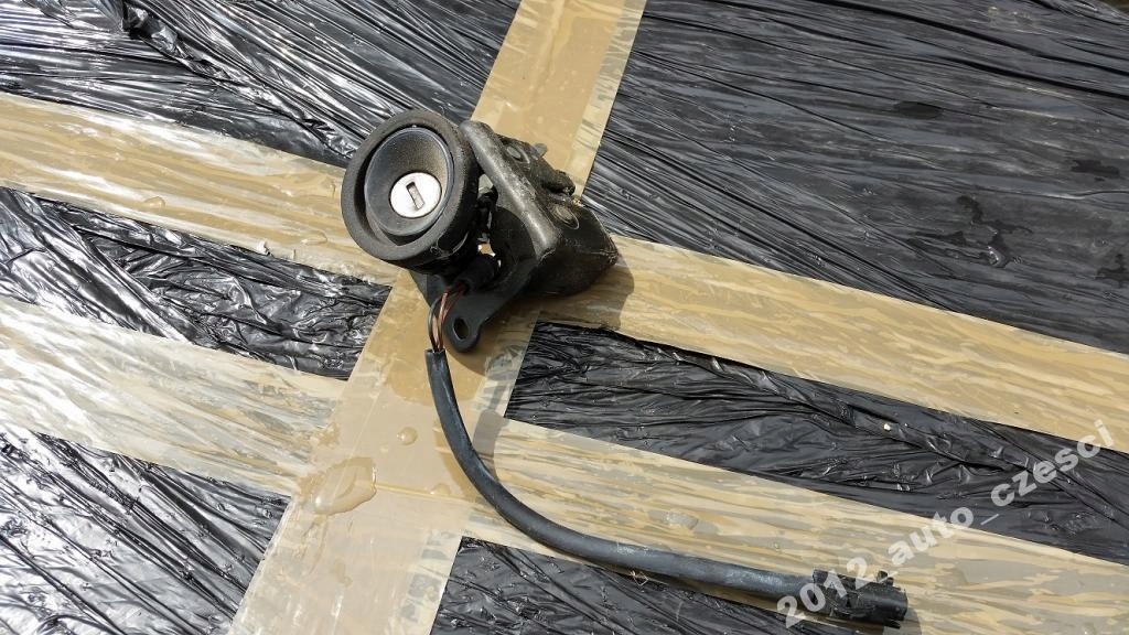 фото №1, Замок задний крышки fiat punto ii fl 3d