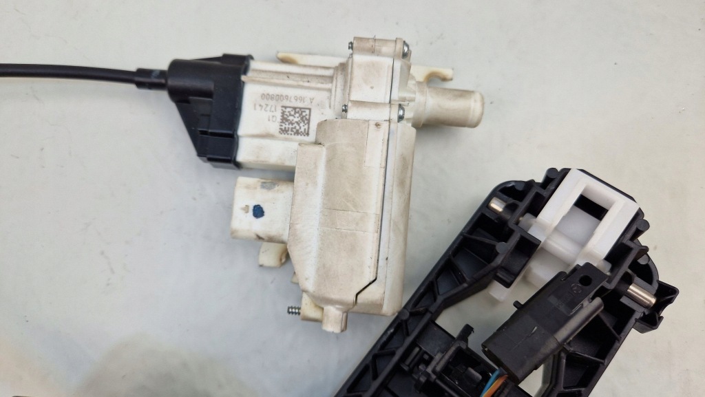 фото №10, Mercedes gls x166 15-19 замок двері правий перед 9 pin доводчик a0997201801