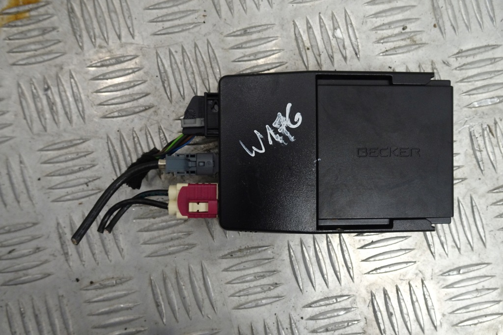 фото №1, Mercedes w176 модуль навигации becker